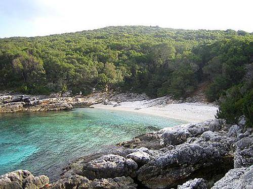 Kimilia Beach